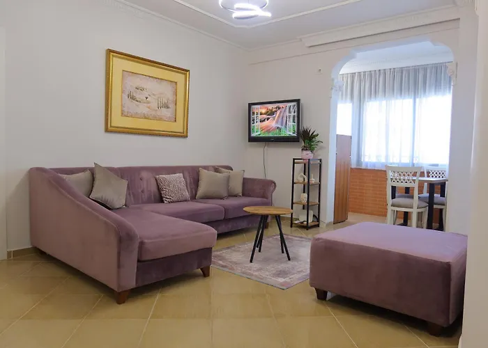 Lejlighed 2br In Tiranas Trendiest Neighborhood *
