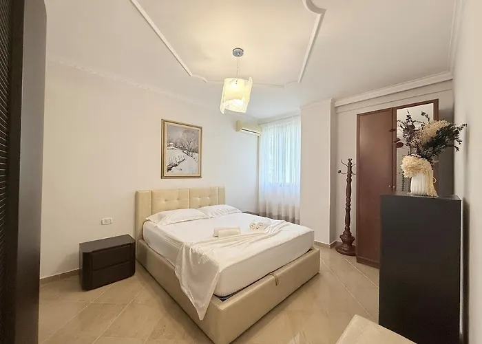 公寓 2br In Tiranas Trendiest Neighborhood 地拉那
