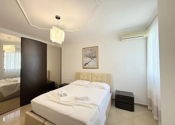 2br In Tiranas Trendiest Neighborhood 公寓 地拉那